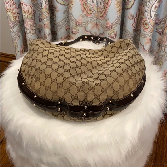 💎💎Gucci Monogram Studded Pelham Hobo Bag!!❤️ - Picture 2 of 8
